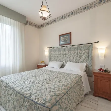 President Hotel