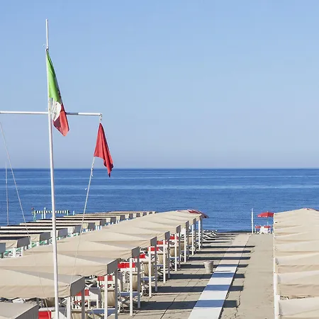 Ξενοδοχείο President Φόρτε ντε Μάρμι