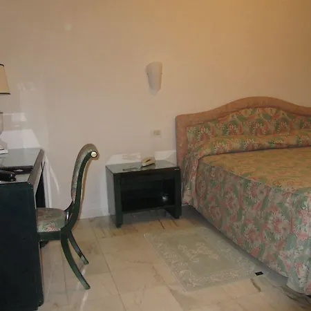 President Hotel